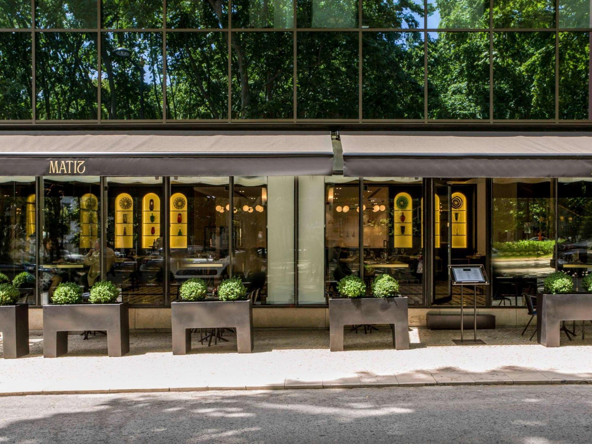 Sofitel Lisbon Liberdade Hotel Exterior photo MATTIO