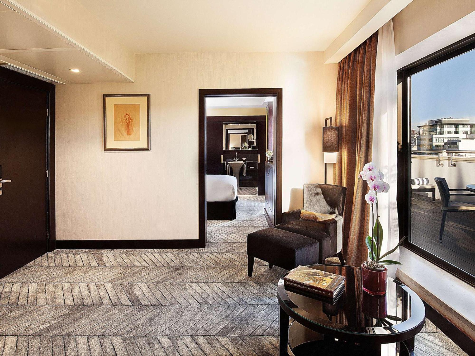 Sofitel Lisbon Liberdade Hotel Exterior photo Suite at the InterContinental Athens